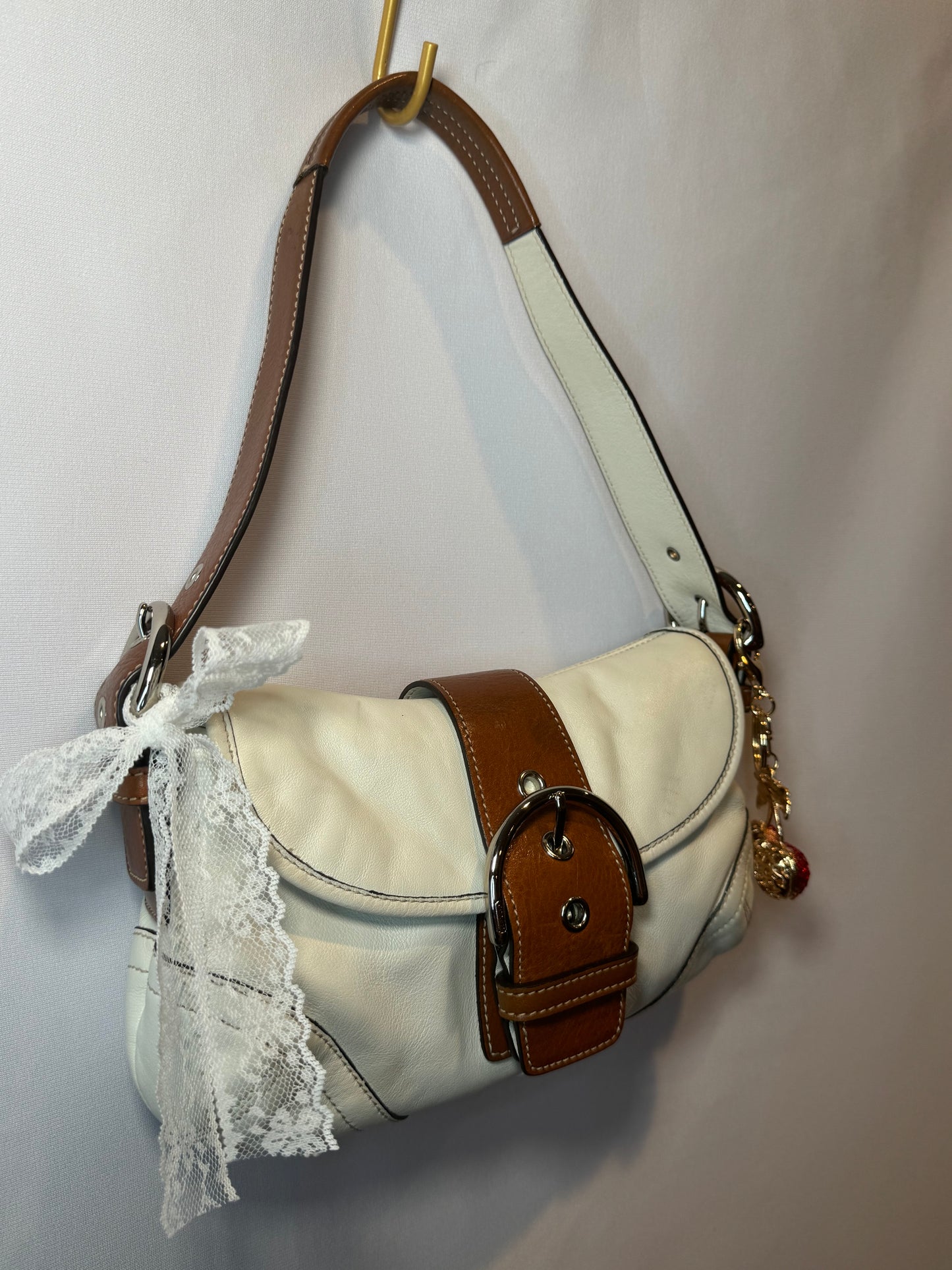 Vintage Y2K Coach White and Brown Small Soho Flap Shoulder Bag