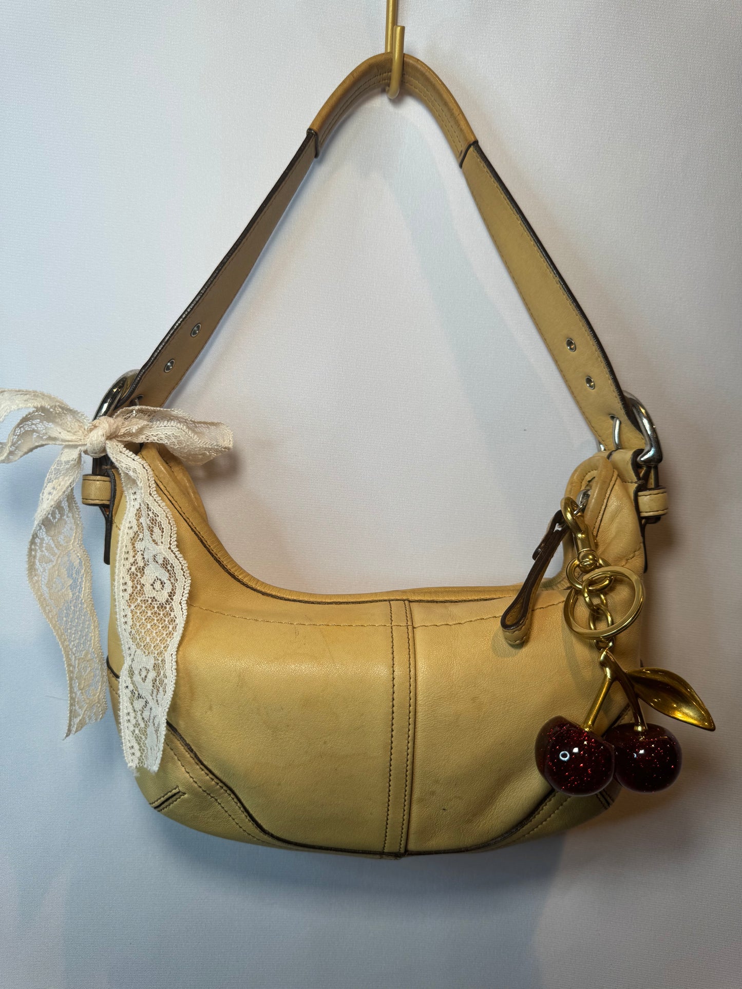 Vintage Y2K Coach Crescent Tan/yellow Mini Shoulder bag