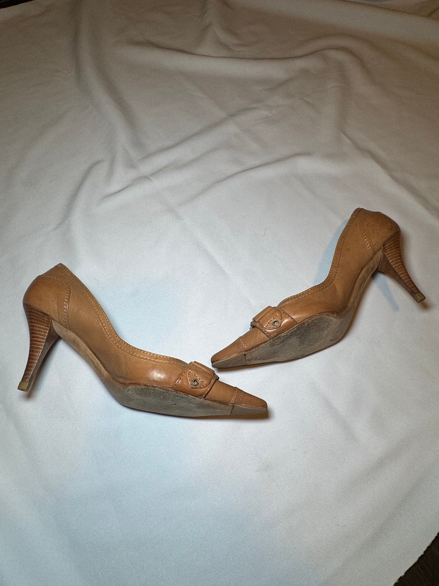 Rare Vintage Beige Dior Pointed Toe Kitten Heels