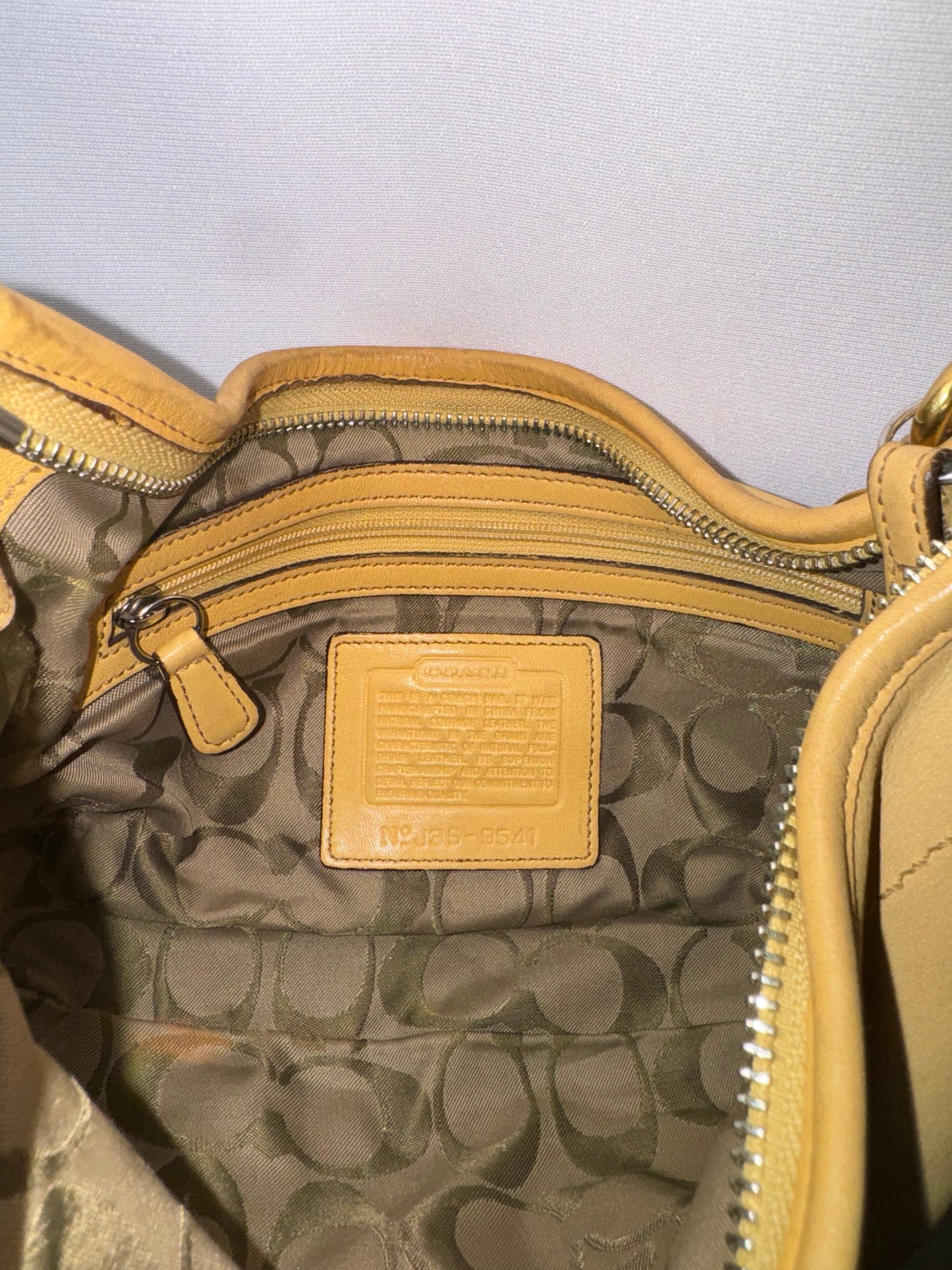 Vintage Y2K Coach Crescent Tan/yellow Mini Shoulder bag