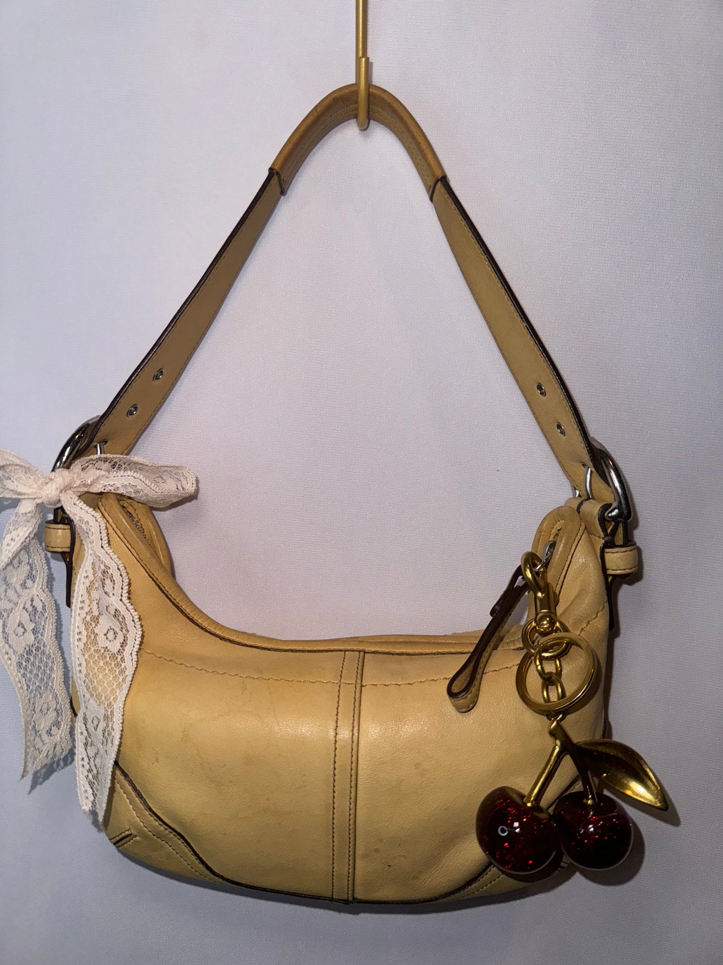 Vintage Y2K Coach Crescent Tan/yellow Mini Shoulder bag