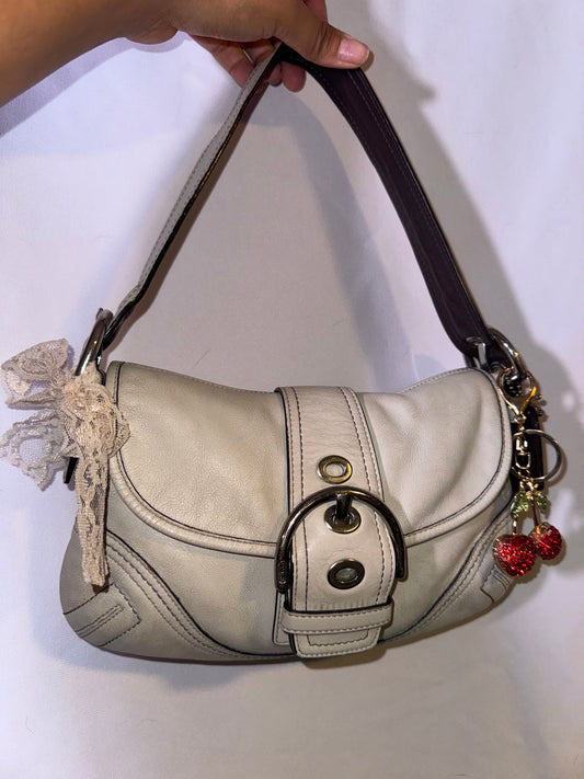 Vintage Off White Coach Soho Flap Shoulder bag