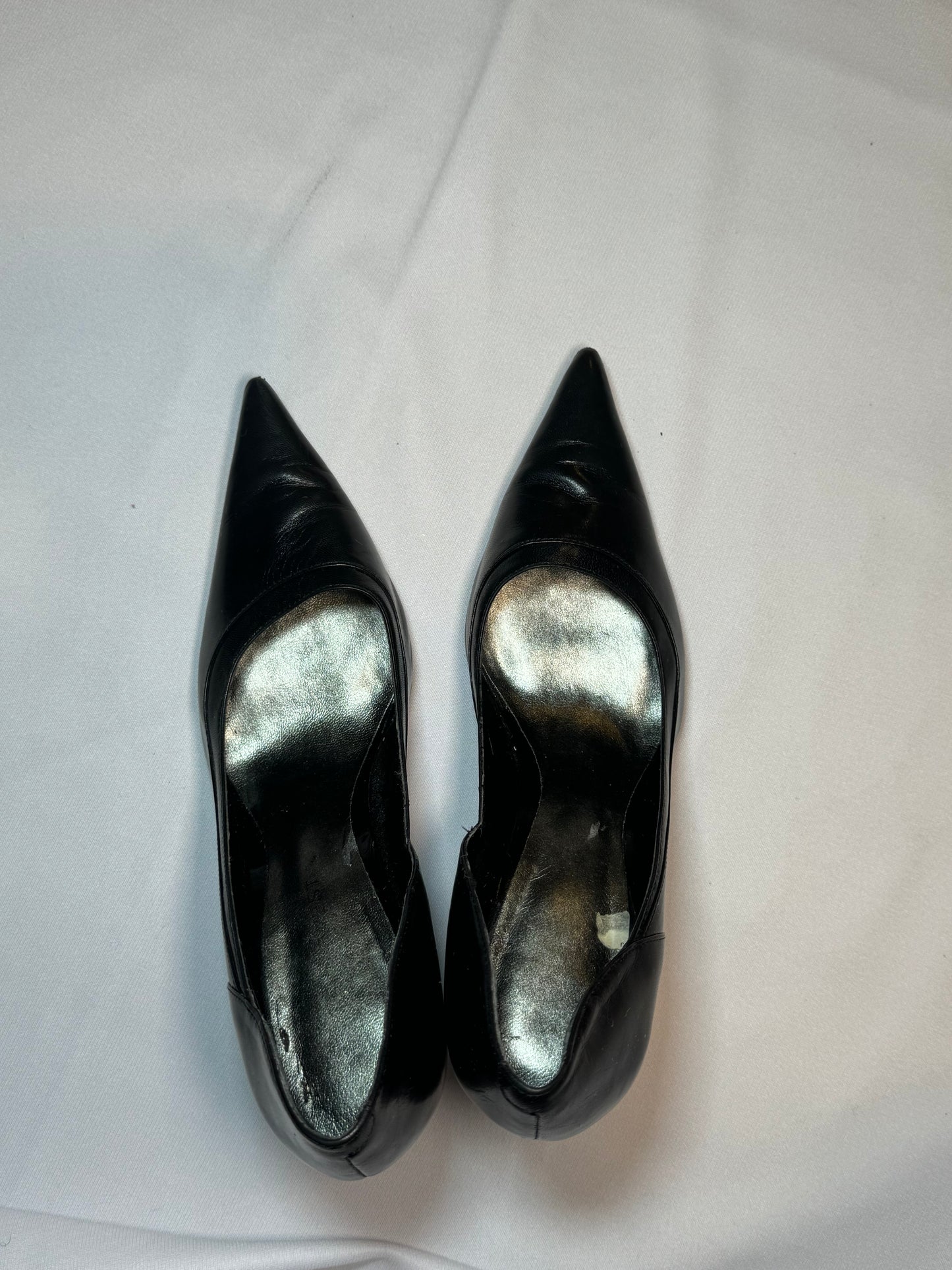 Vintage Y2K Nine West Black Leather Pumps