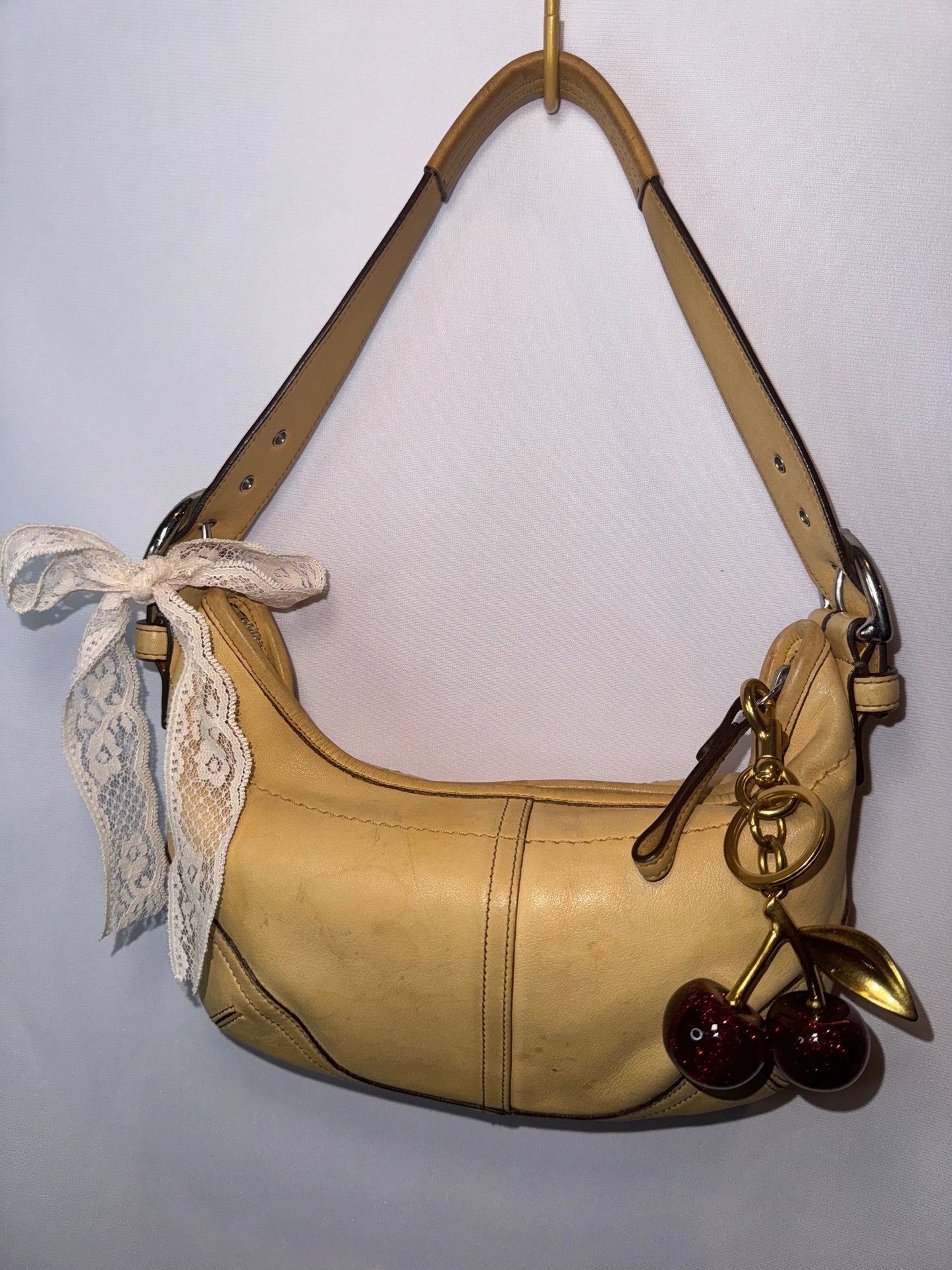 Vintage Y2K Coach Crescent Tan/yellow Mini Shoulder bag