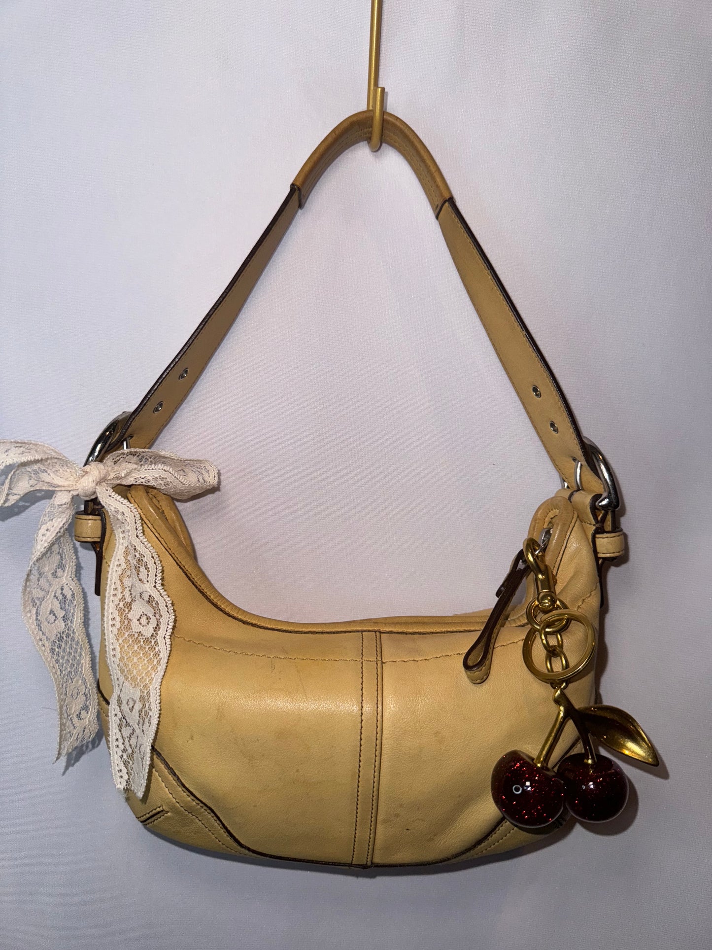 Vintage Y2K Coach Crescent Tan/yellow Mini Shoulder bag