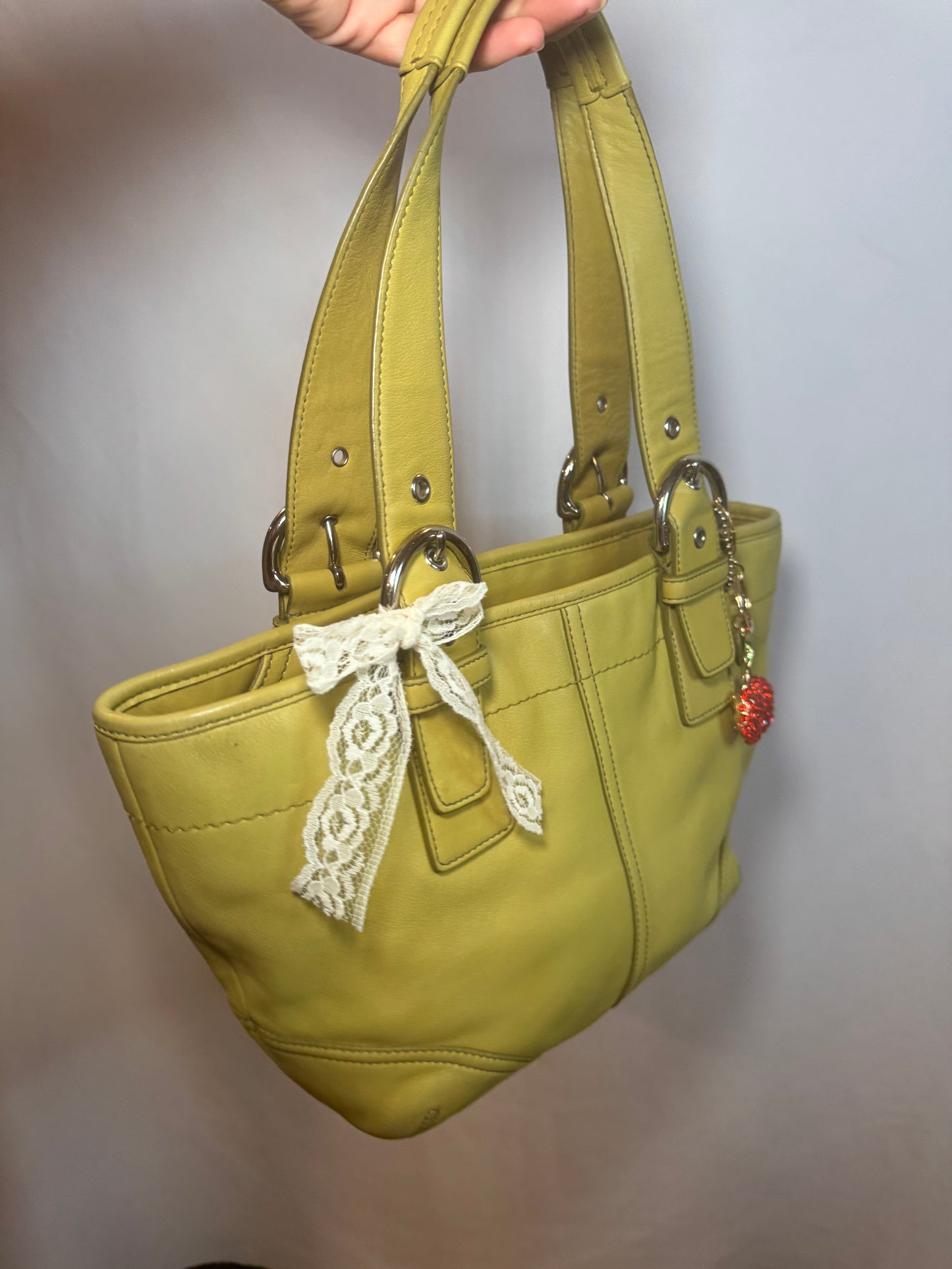 RARE Vintage Y2k Lime Green Leather Coach Shoulder Bag