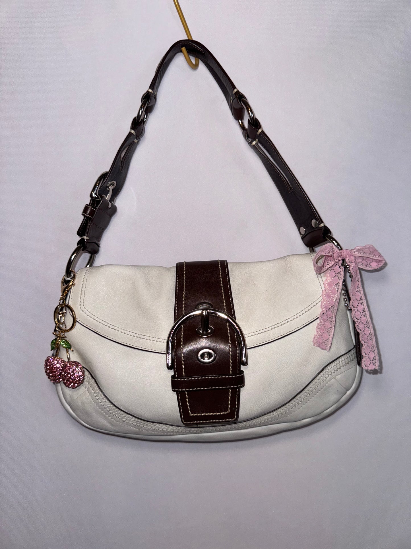 Vintage y2k White Leather Coach Soho Flap Shoulder Bag