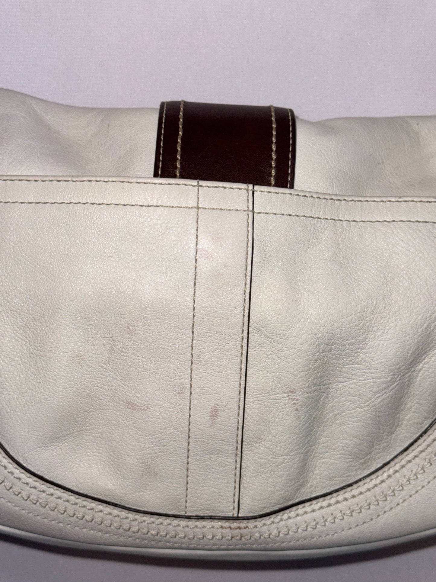 Vintage y2k White Leather Coach Soho Flap Shoulder Bag