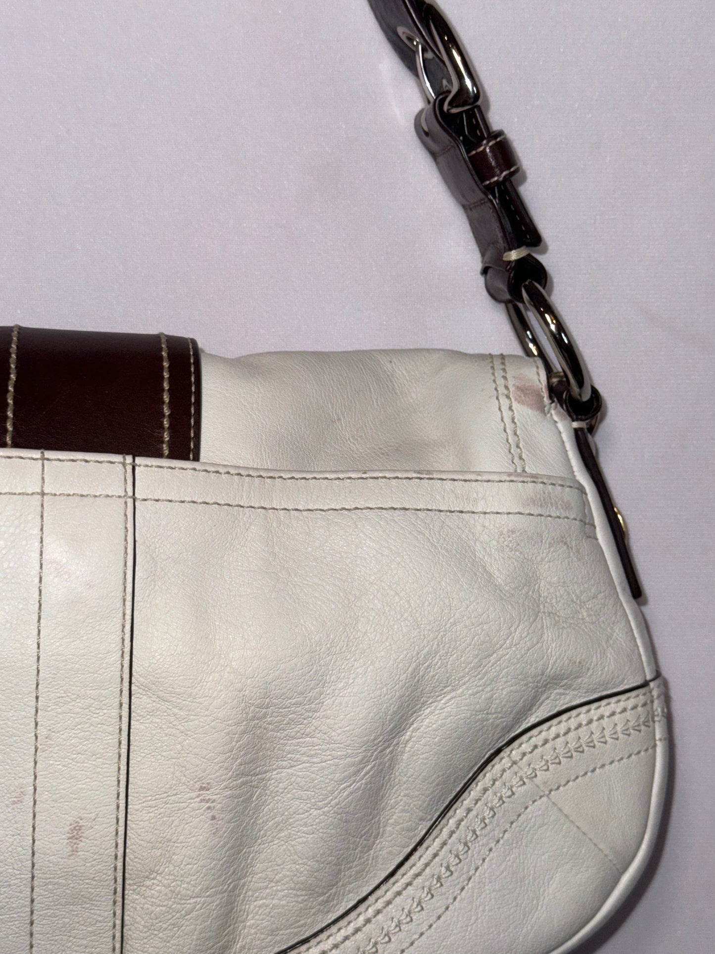 Vintage y2k White Leather Coach Soho Flap Shoulder Bag