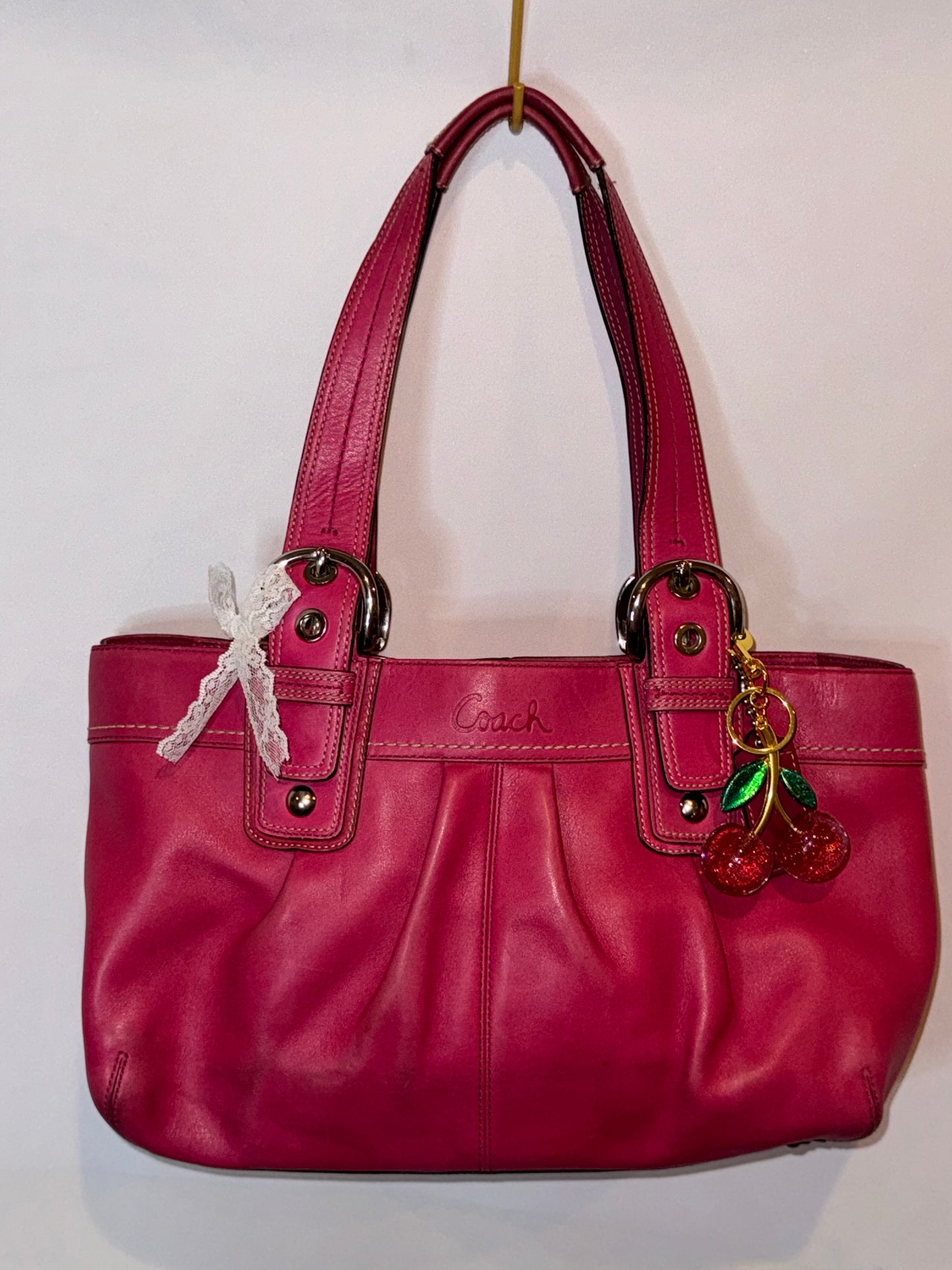 Vintage Y2K Pink Soho Coach Shoulder Bag