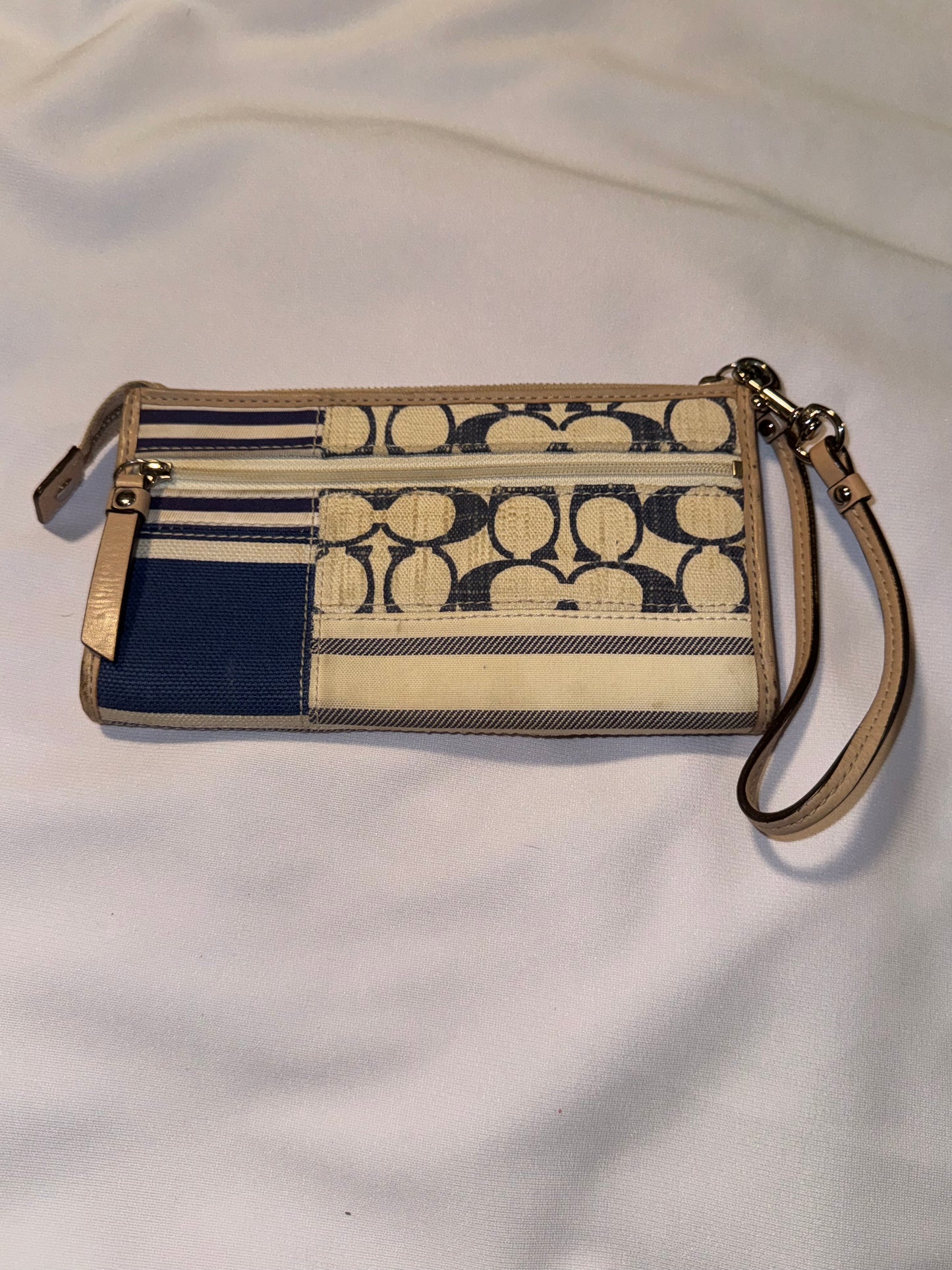 Vintage Y2K Blue and Tan Coach Wristlet