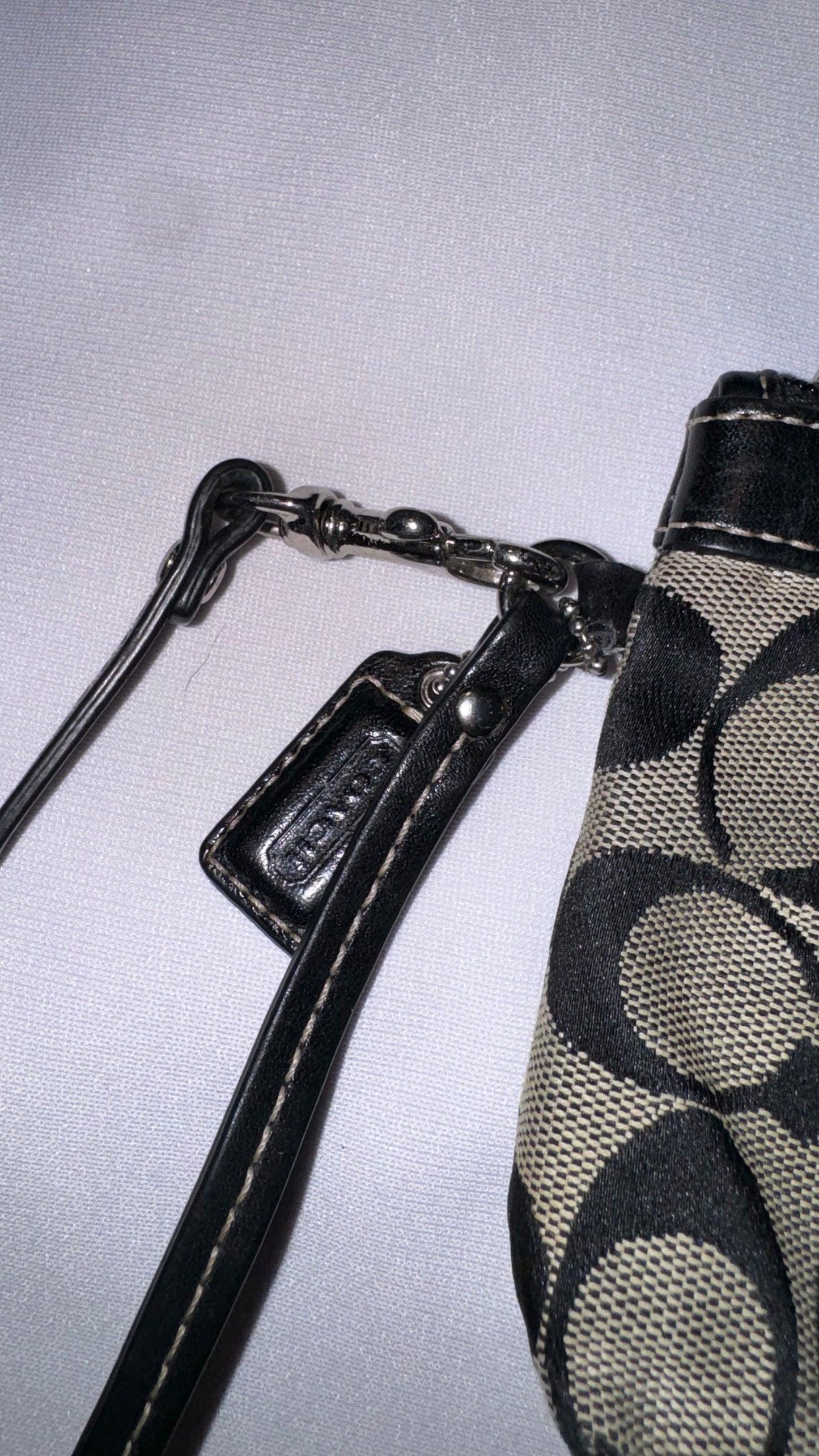 Vintage Y2K Black and Grey Jacquard Wristlet