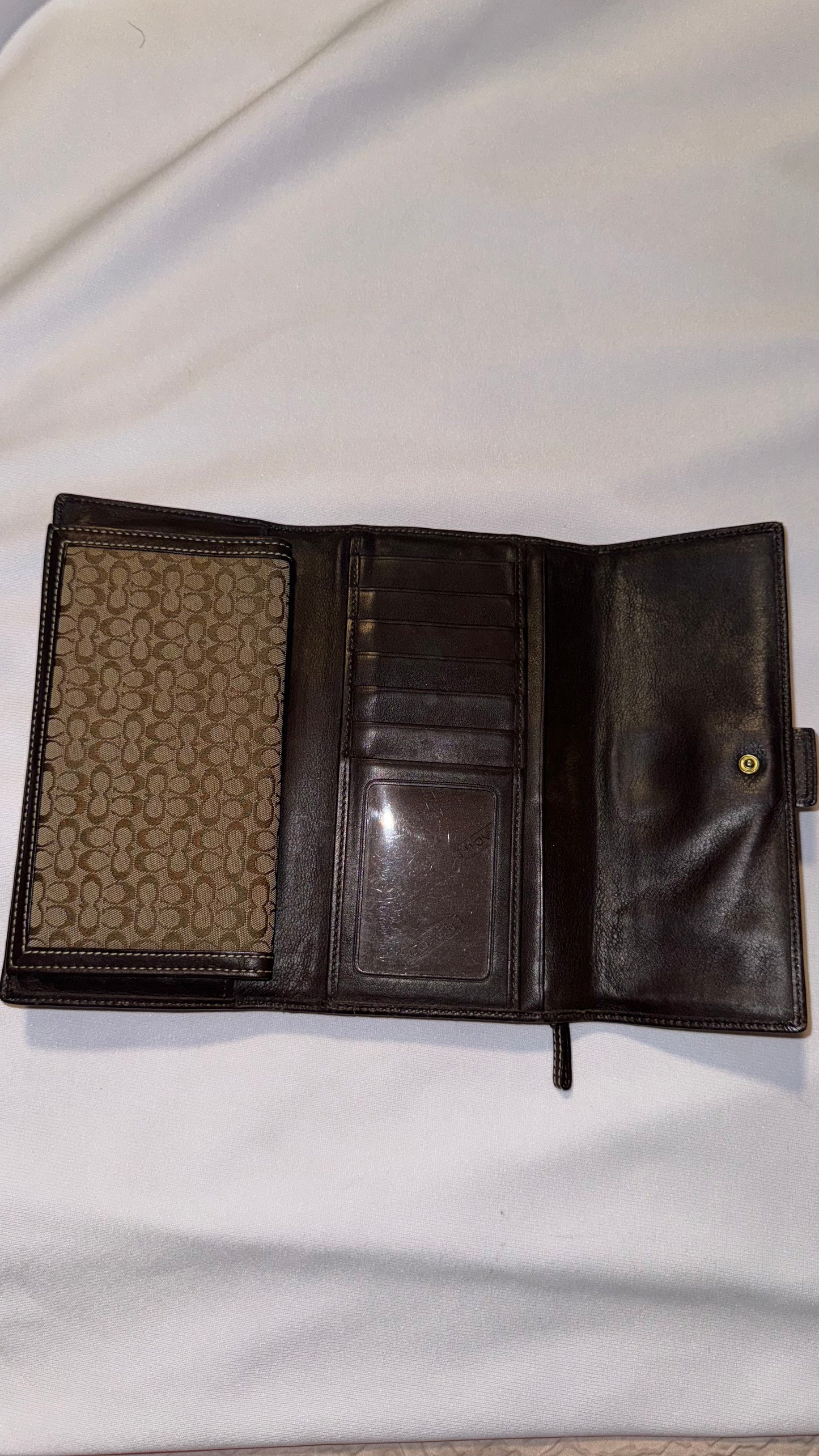 Vintage Y2K Coach Brown Jacquard Wallet